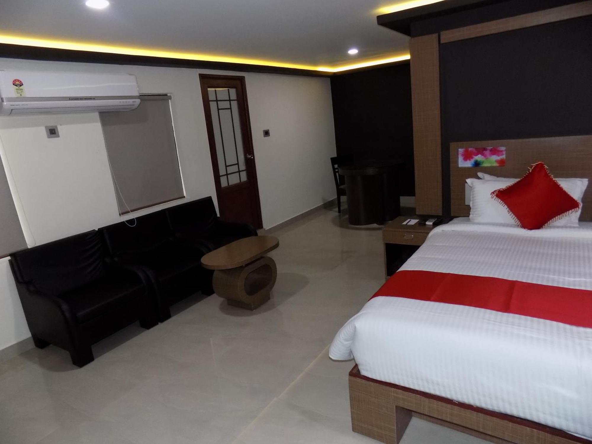 Hotel A J Park Alappuzha Exterior photo